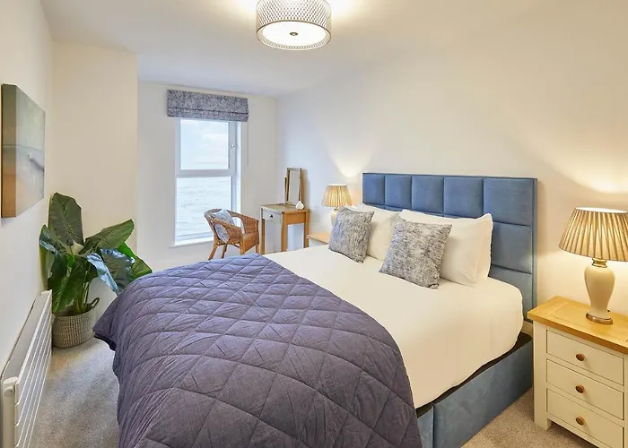 Host & Stay - 3 Queens Court